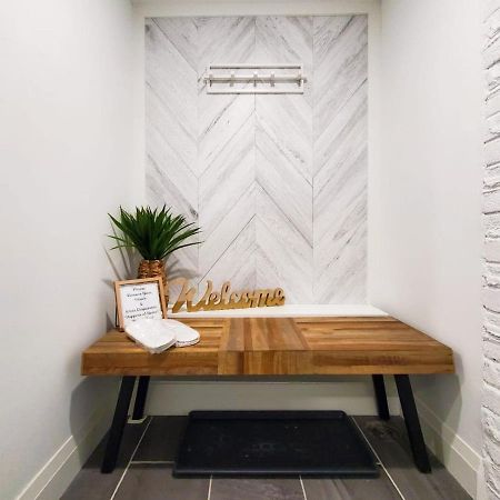 Renovated Guest Suite Near The Lake & High Park In Toronto! Exteriér fotografie