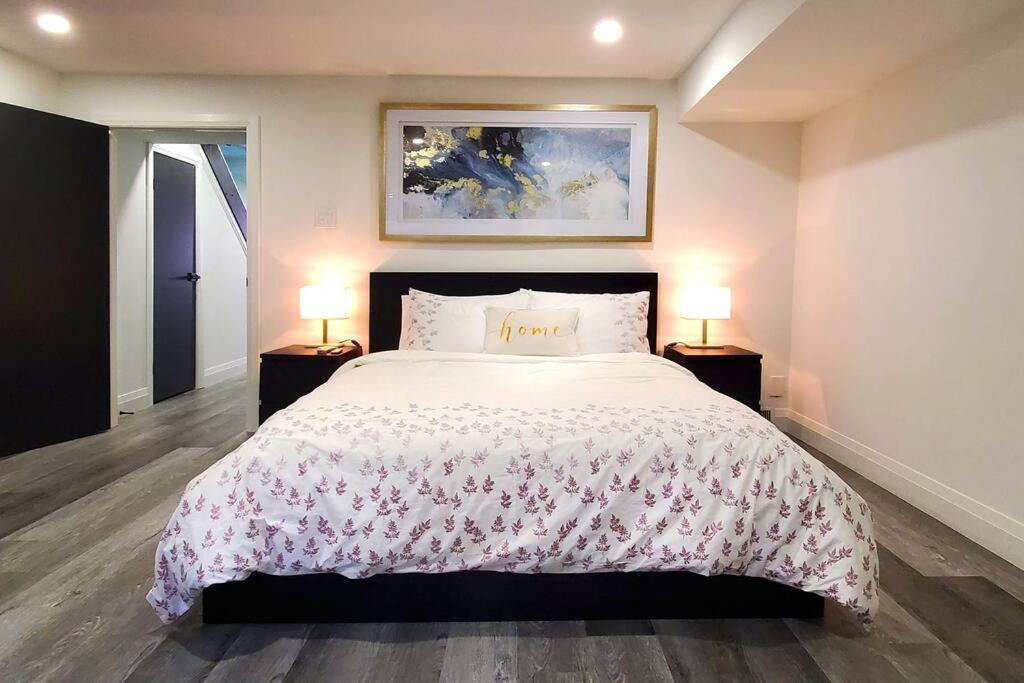 Renovated Guest Suite Near The Lake & High Park In Toronto! Exteriér fotografie
