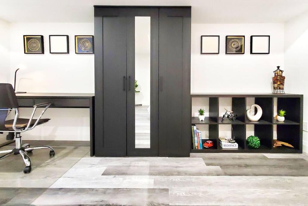 Renovated Guest Suite Near The Lake & High Park In Toronto! Exteriér fotografie