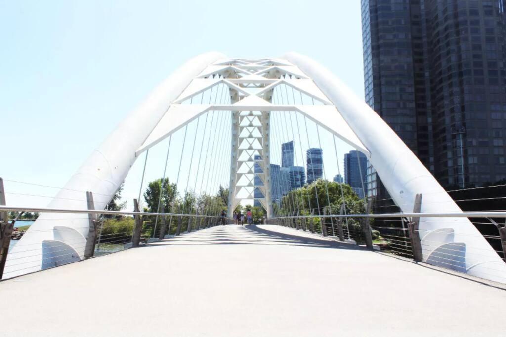 Renovated Guest Suite Near The Lake & High Park In Toronto! Exteriér fotografie