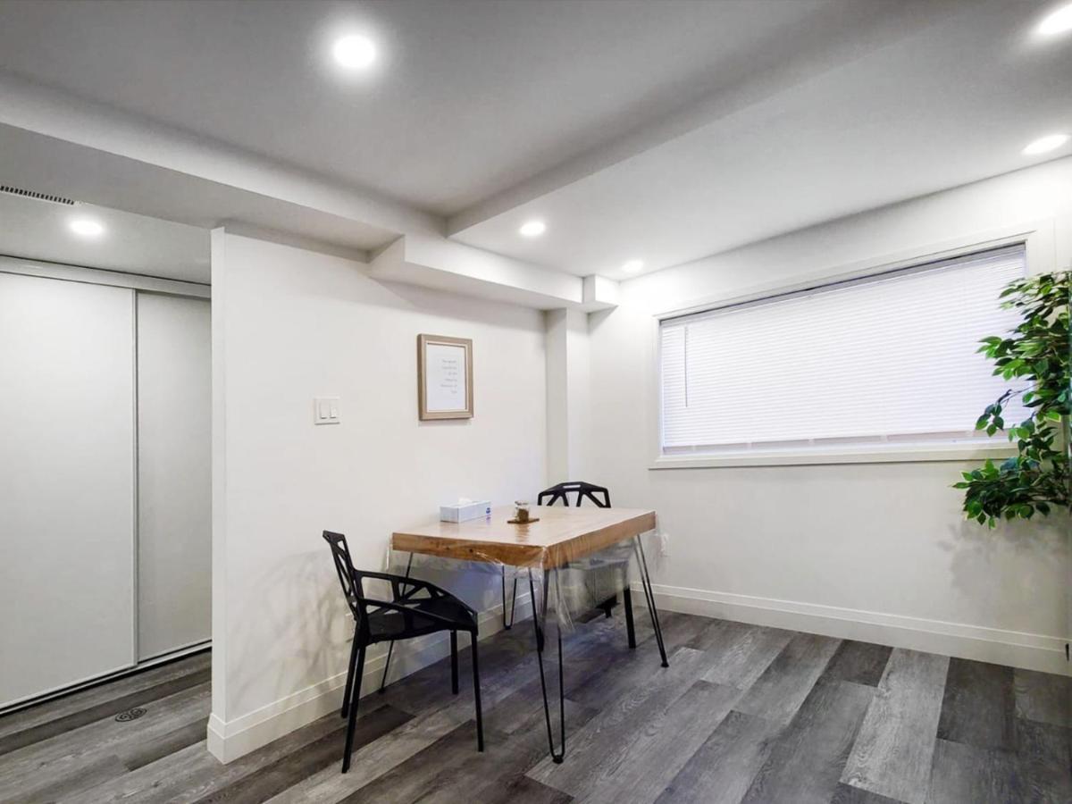 Renovated Guest Suite Near The Lake & High Park In Toronto! Exteriér fotografie